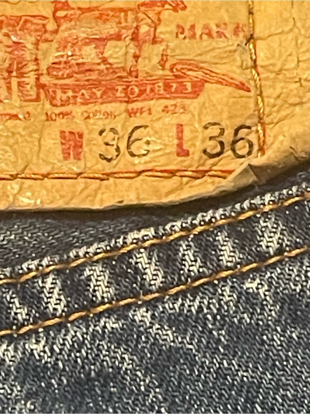 Vintage 90’s Levi's 501 Medium Blue Straight-Leg Denim Button Fly Jeans 36x3 - Picture 8 of 16